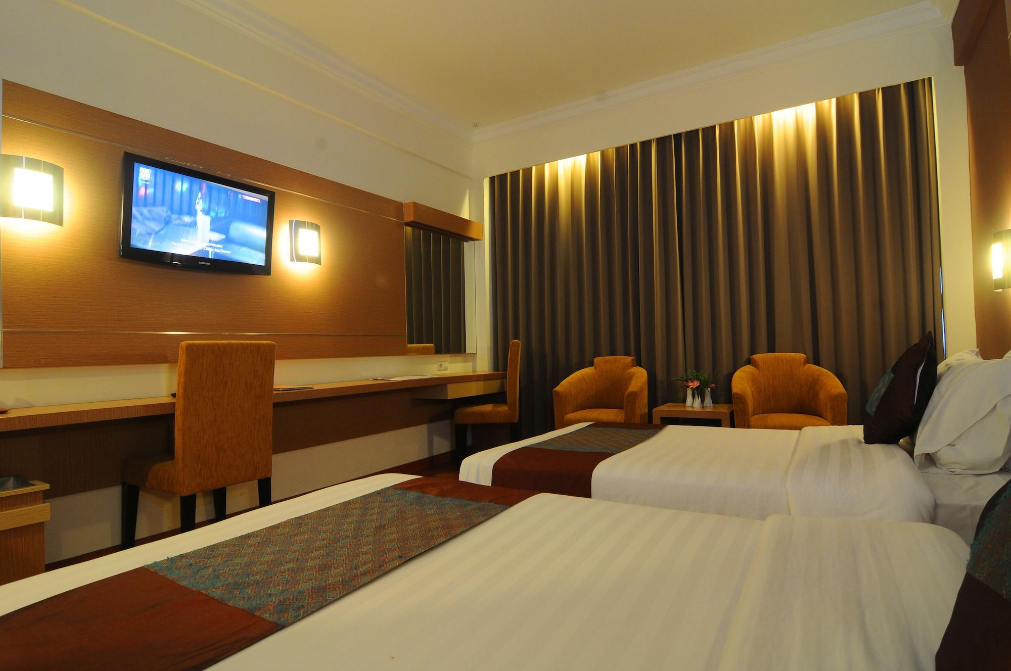 Grand Inna Tunjungan Surabaya Exterior photo